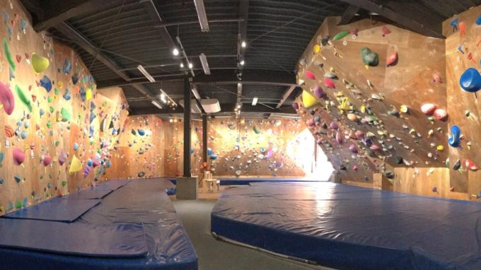 埼玉県のクライミング施設「Be born（ビーボーン） クライミングジム」